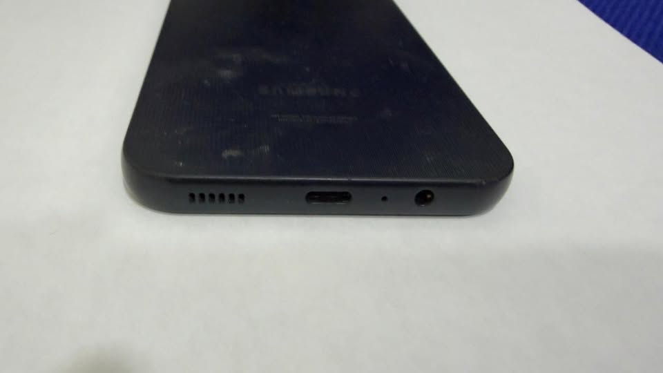 Celular Galaxy a 14 solo funciona con telcel