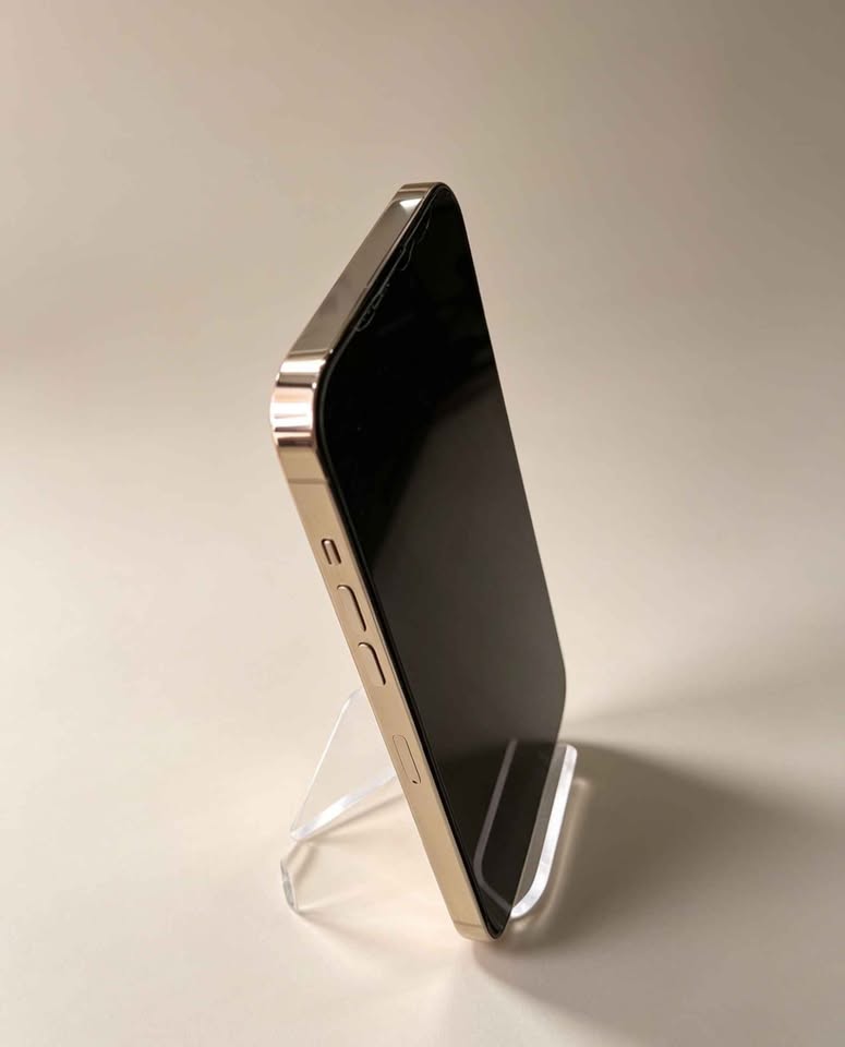 Celular iPhone 14 pro max 83% 256gb liberado