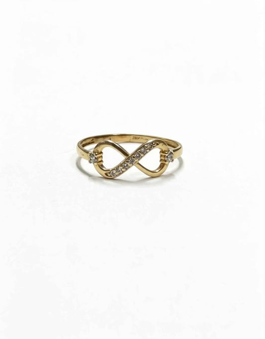 Oro Anillo Infinito 10K Peso 1.2 Gramos Usado