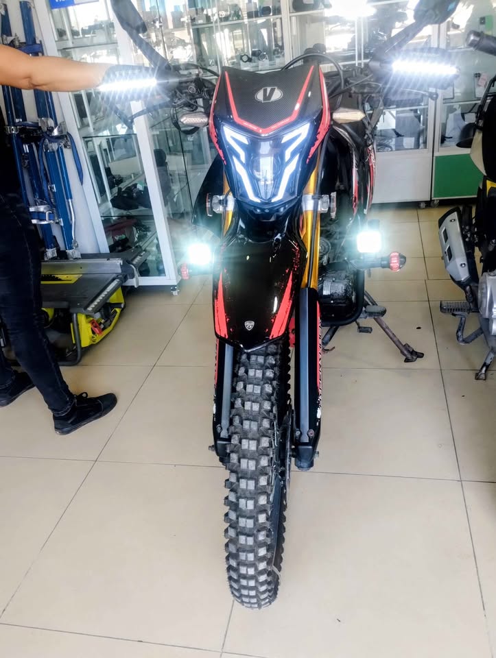 Motocicleta VENTO 2024 CROSSMAX PRO, usado