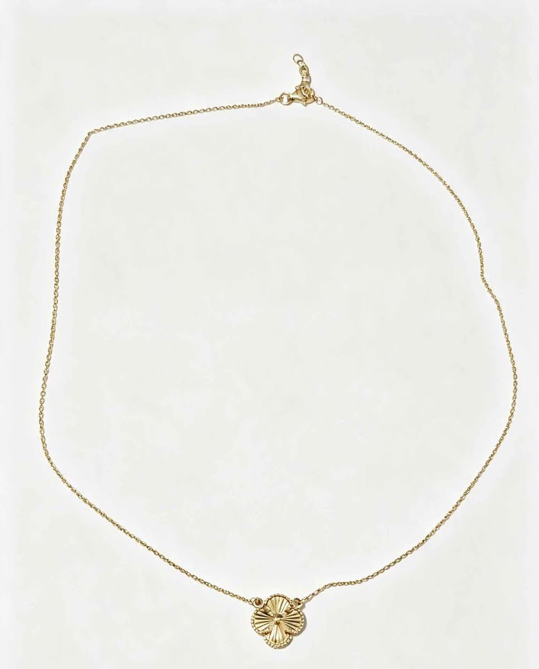 Oro cadena con flor 10k 2g