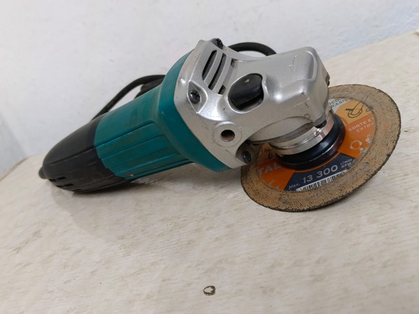 Esmeriladora GA4530 Makita 🎟️ USADA 🎟️