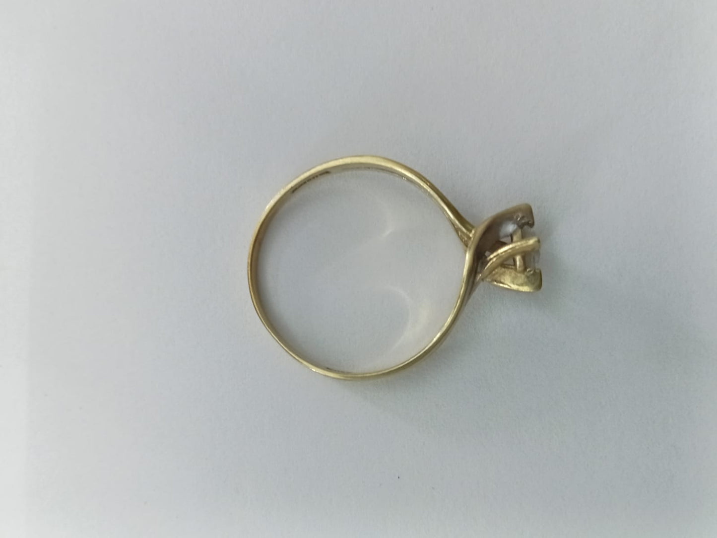 anillo solitario de oro de 10k, talla 8