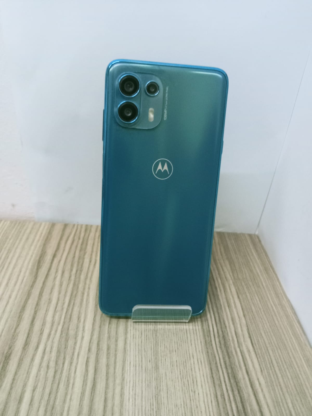 Motorola Edge 20 Lite – 128 GB liberado, excelente estado -USADO