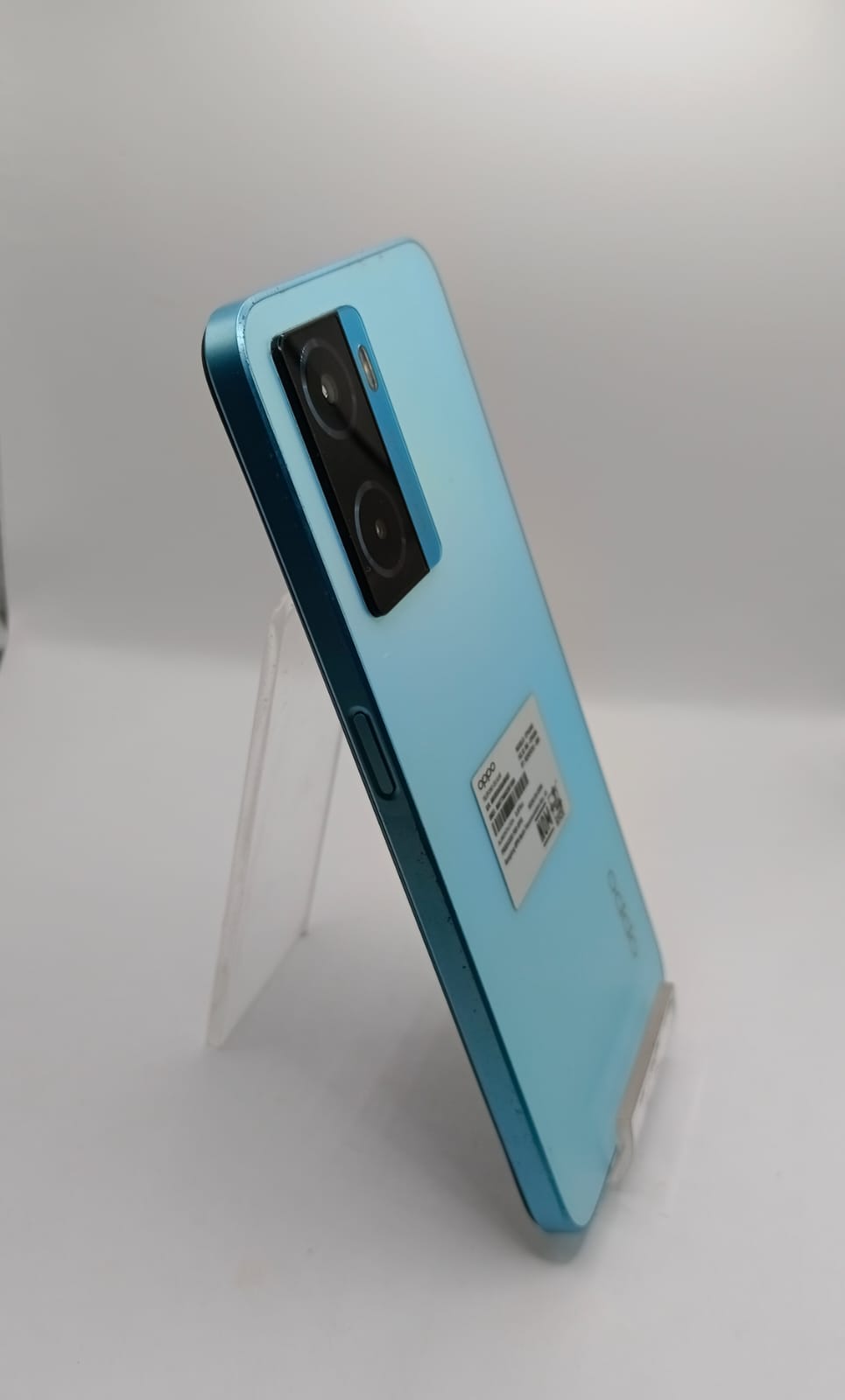 Celular Oppo A77 128g 6ram liberado, usado