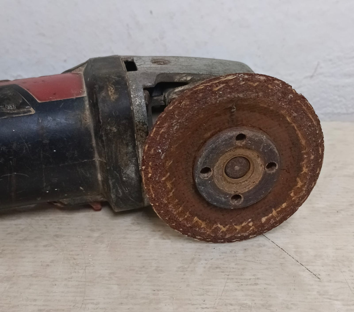 Esmeril SKIL hb-125uyt