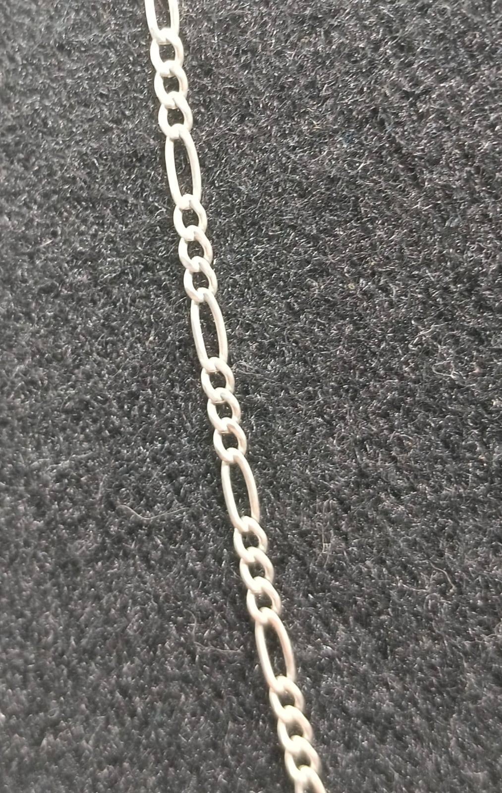 Cadena con dije PLATA 925 peso 3.8gr, usado