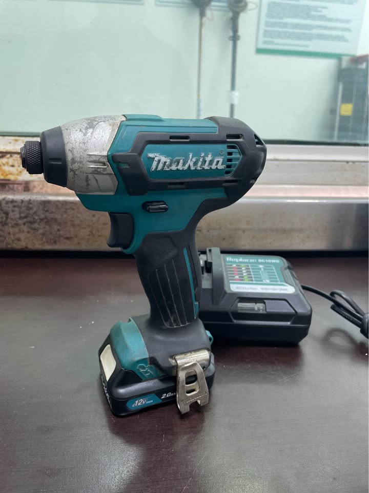 Atornillador de Impacto Makita-USADO