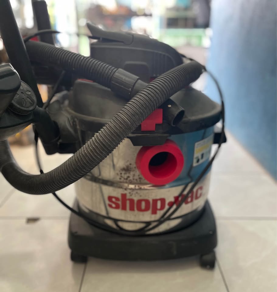 Aspiradora SHOP VAC 14 Galones-USADO