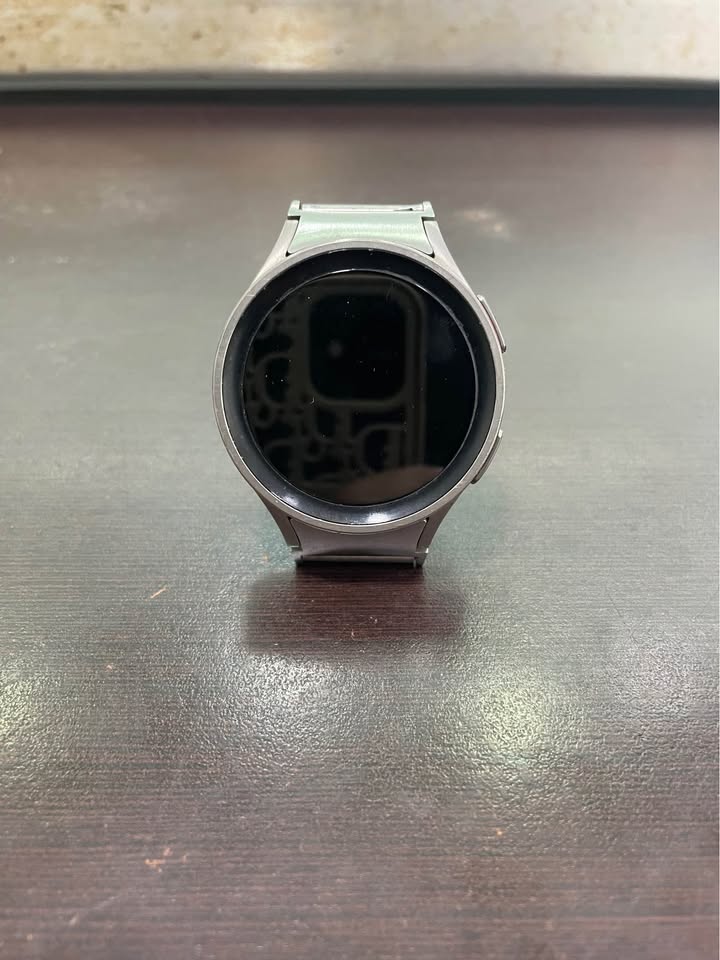 Galaxy Watch 5 Pro con cargador,USADO
