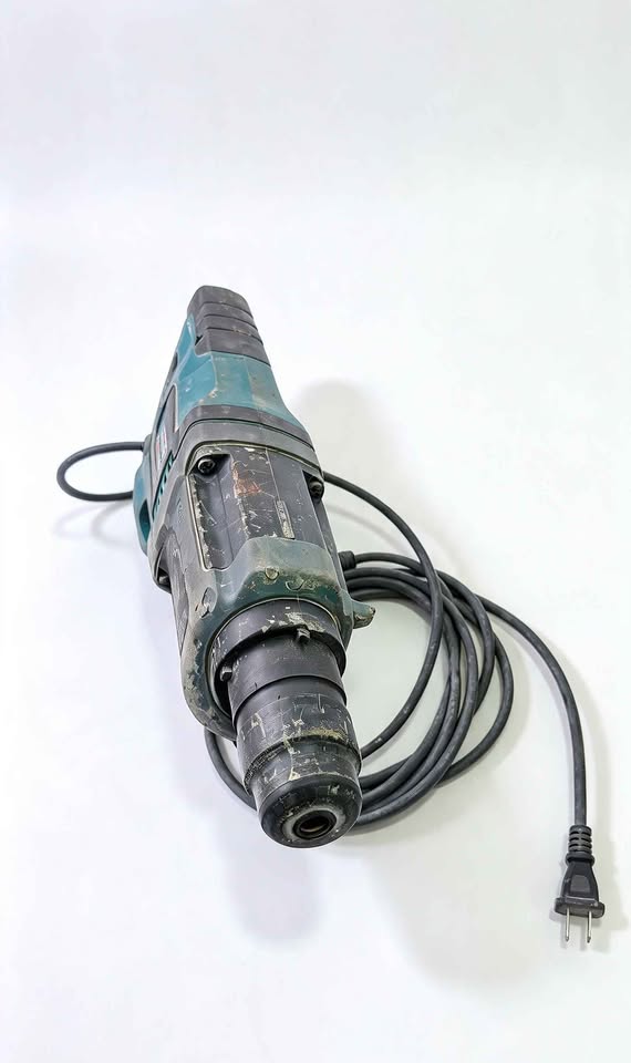 MARTILLO ROTATIVO MAKITA HR2475