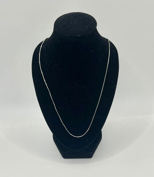 CADENA Oro Blanco Cadena Cola de Rata 14K 2.10 gramos 19 CM