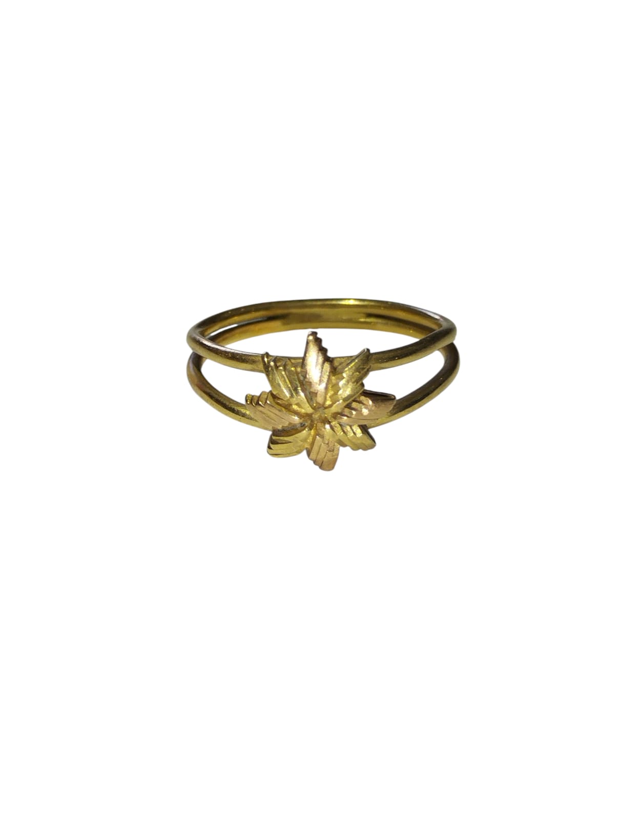 ANILLO DE ORO 10K 2.9 GR. FIGURA DE FLOR