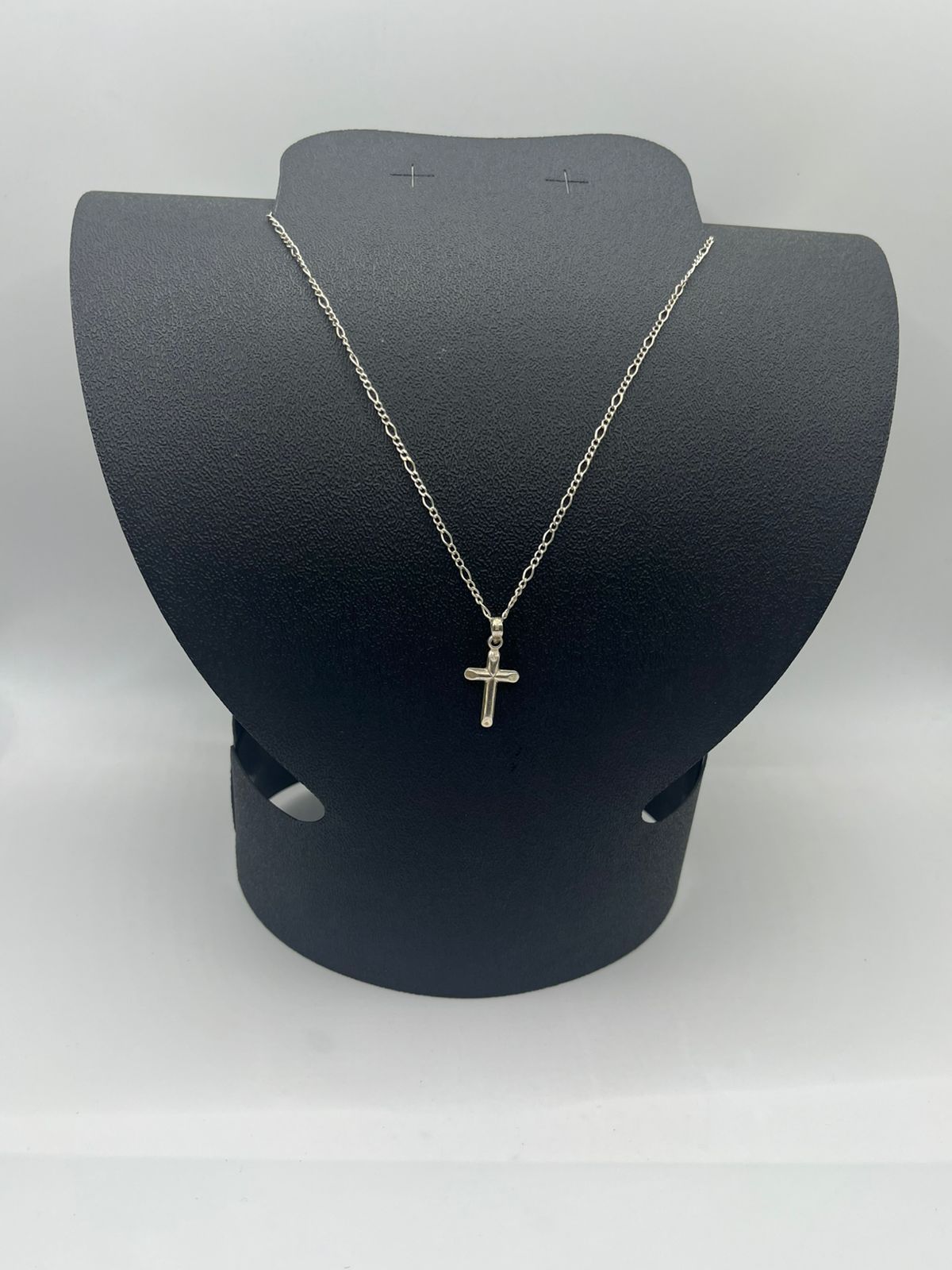 Cadena tejido 3x1 con dije cruz 3.5 grs 24 cm baño de plata