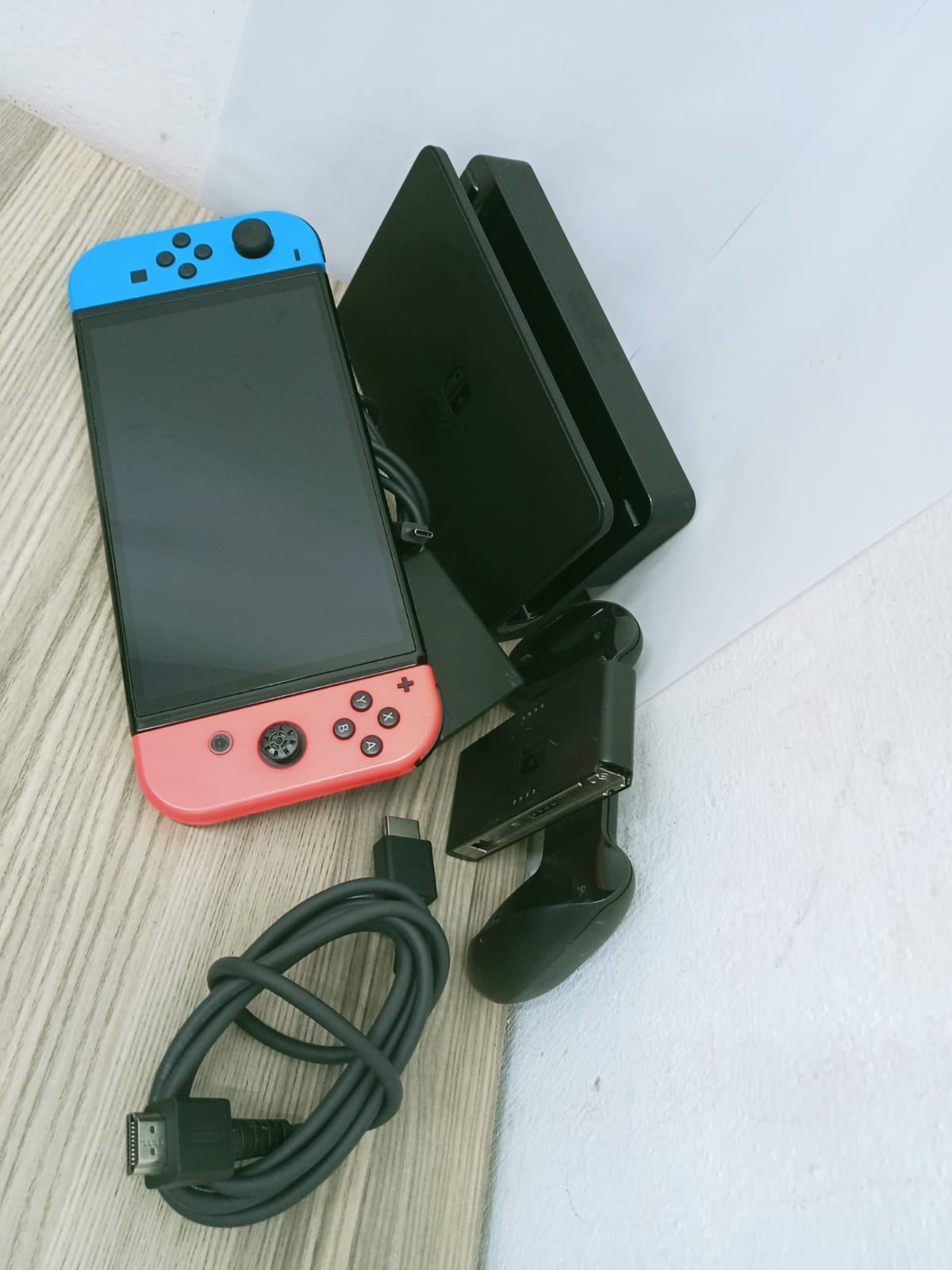 CONSOLA NINTENDO SWITCH OLED-USADO
