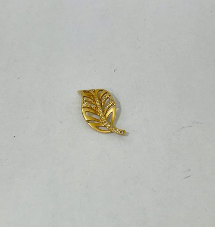 Dije de Oro Hoja con Piedras – 14K/ 1.8 gr