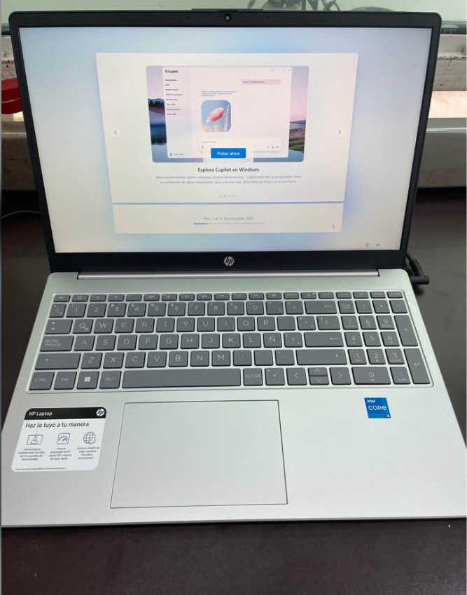 Laptop HP | Intel i5 12ª Gen | 8 GB RAM | 457 GB