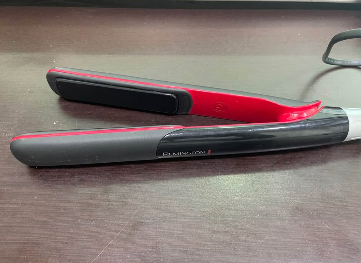 Plancha Alaciadora Remington- Usada