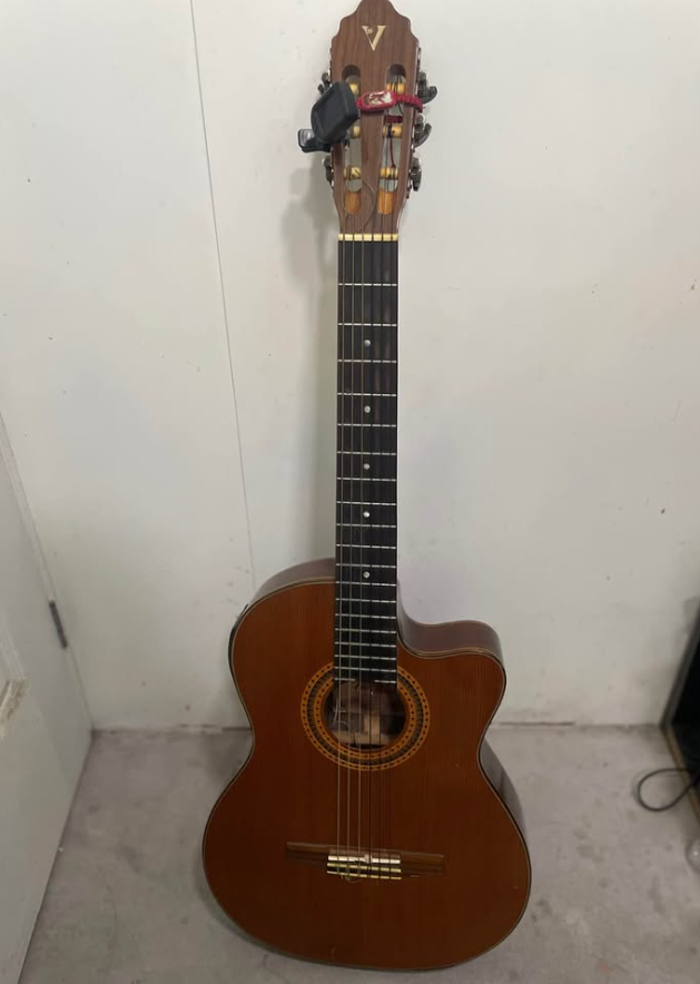 Guitarra Electroacústica Valencia