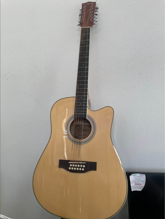 Guitarra acústica Jidyous