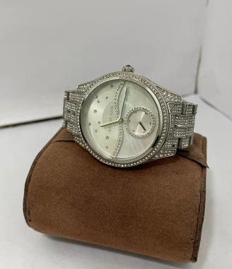 Reloj Michael Kors para dama-usado