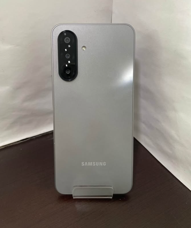 Celular Galaxy A17 / 128gb/ 4 RAM Liberado-USADO