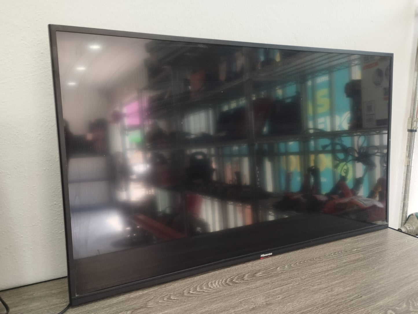 📺 Pantalla Hisense 40" Smart TV Full HD –usada🌟