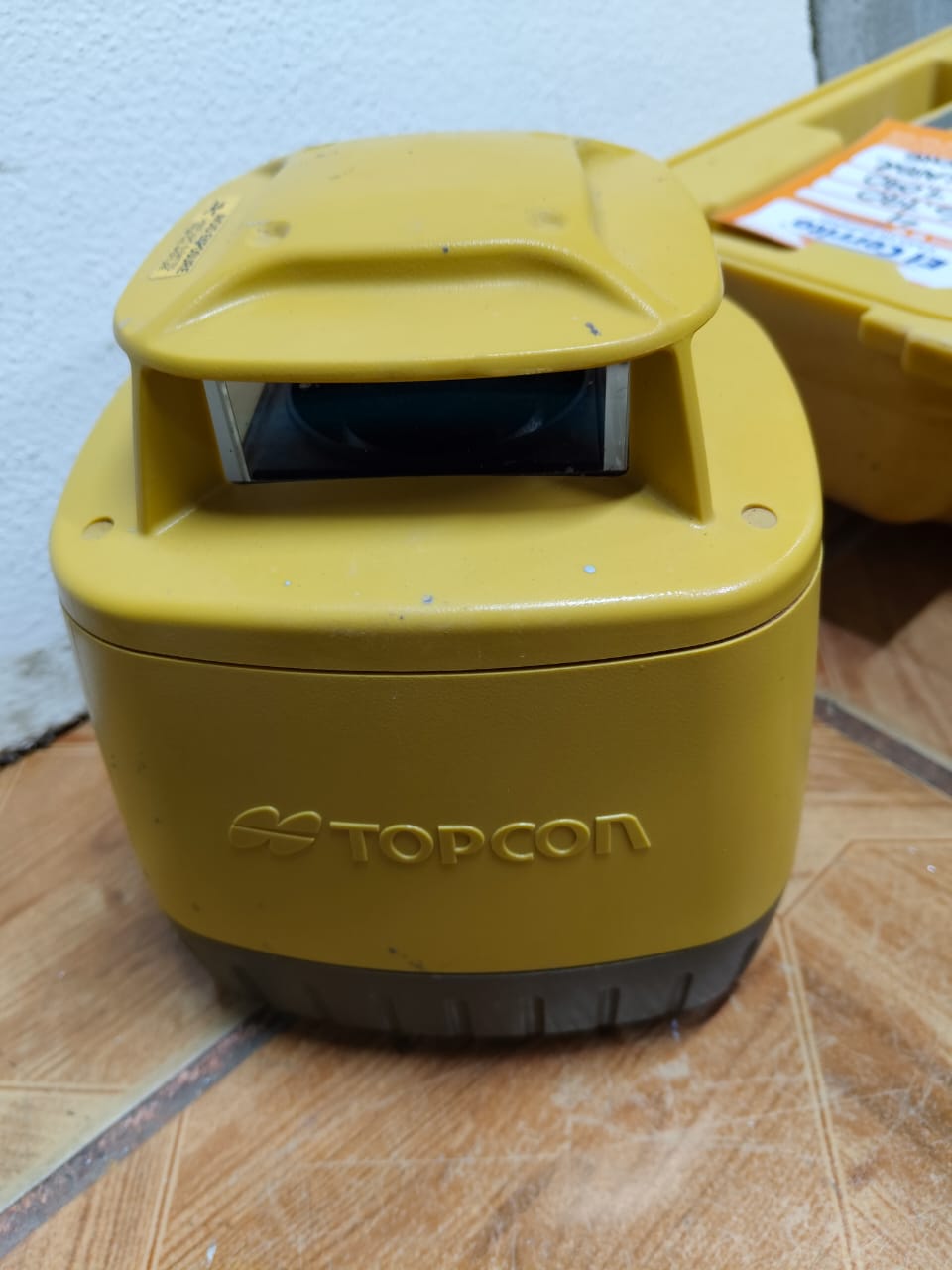 NIVEL LASER TOPCON RL-H3C (USADO)
