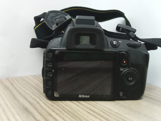 📸Nikon D3100 usada