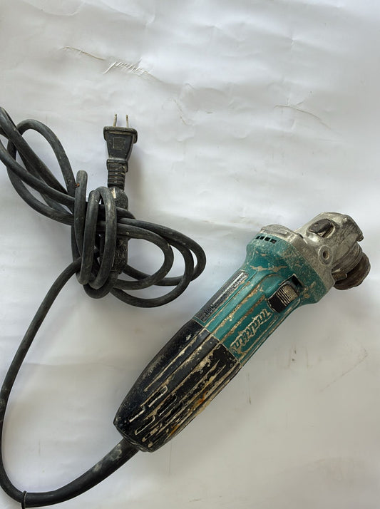 GRILLO ESMERILADOR MAKITA