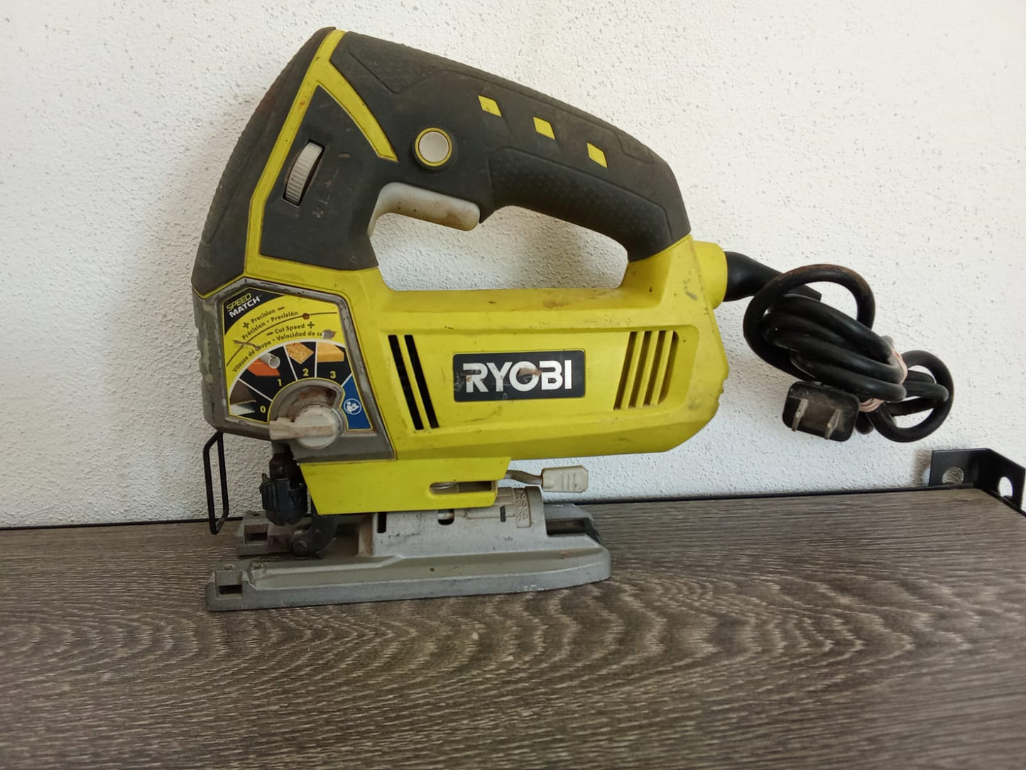 Sierra caladora RYOBI