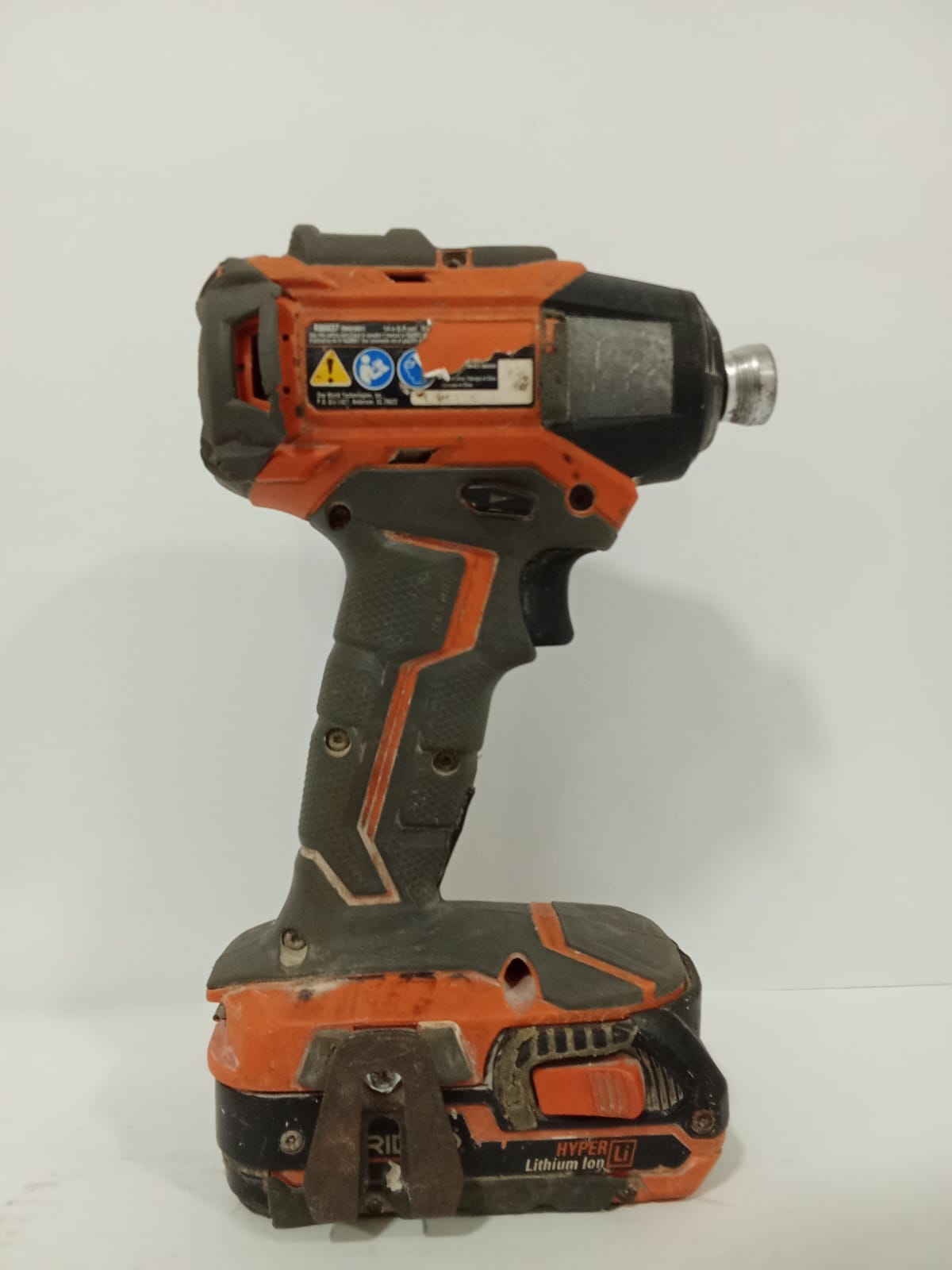 Atornillador de impacto RIDGID-usado