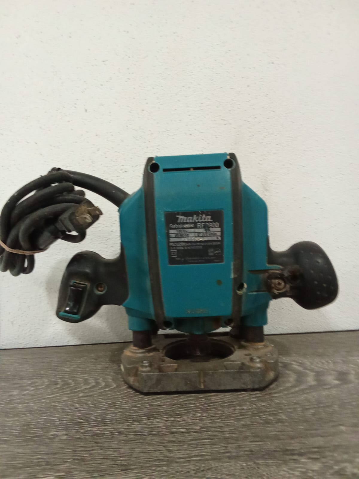 Router Makita-usado