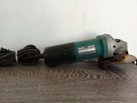 Esmeril makita-usado