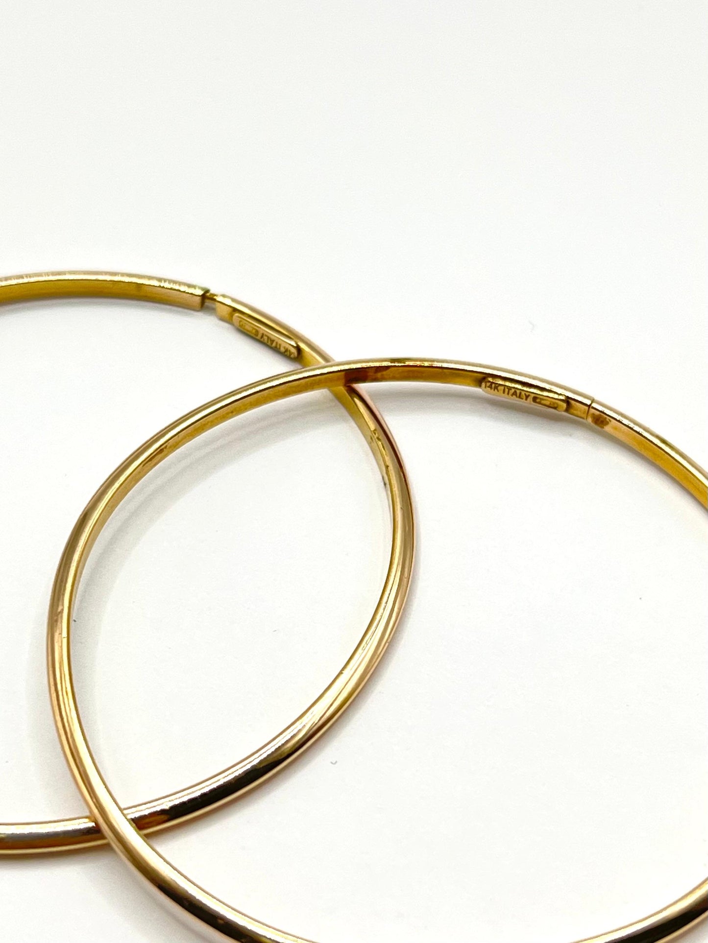 Arracadas de Oro Diseño Liso 14K 6 gr