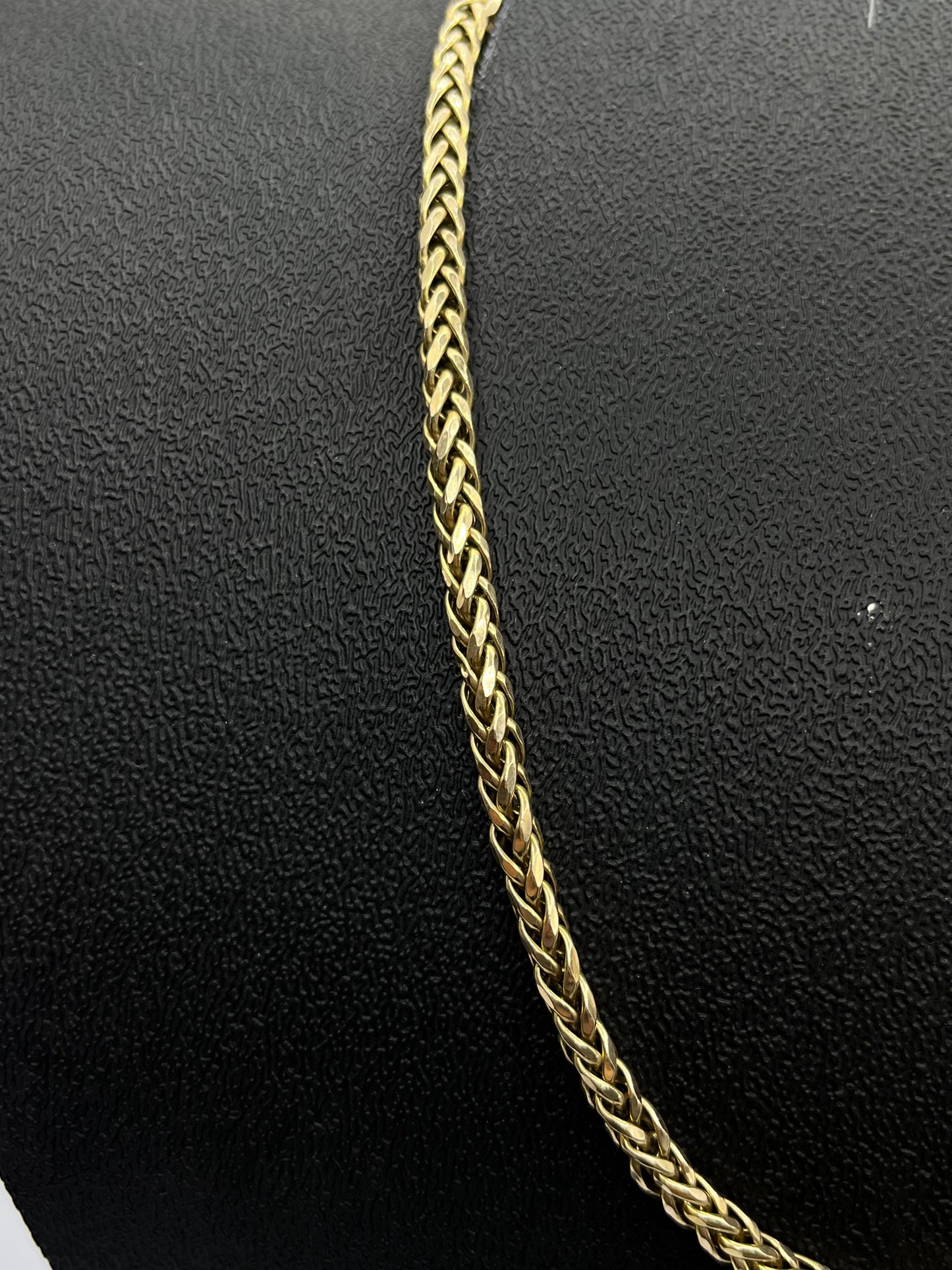 Cadena de Oro Estilo Franco — 10k | 13.9 g | 28 cm (abrochado)