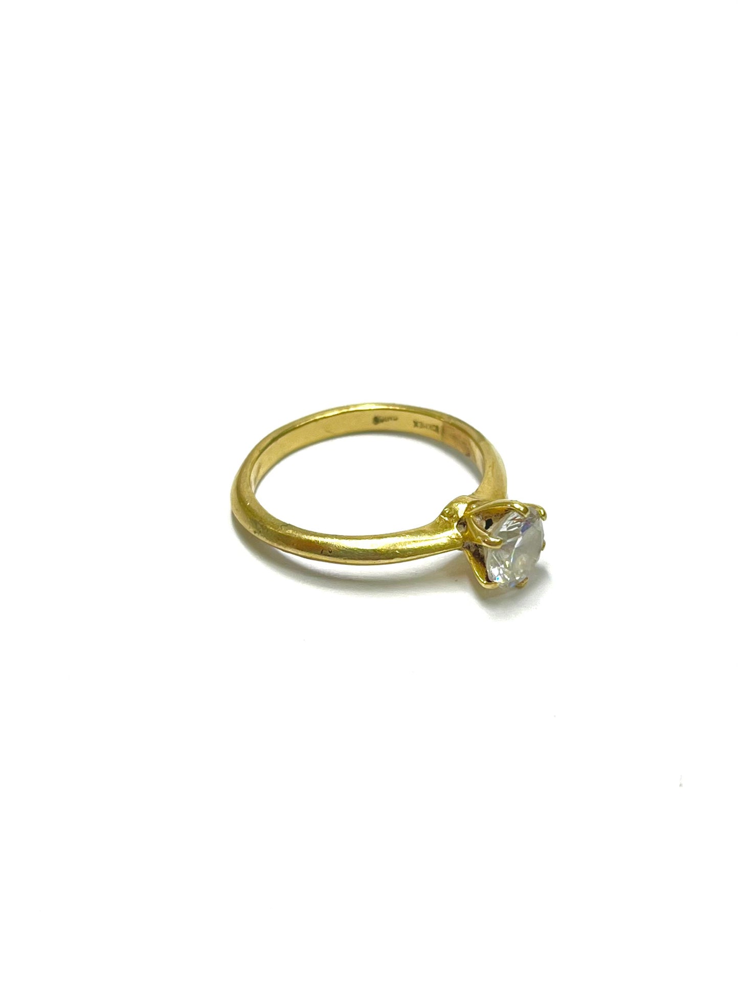 Anillo de Oro Solitario — 10k | 2.7gr | #7.5