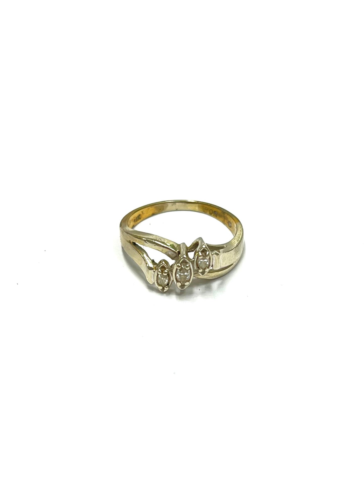 Anillo de Oro Blanco con Piedras — 14k | 2.4gr | #5.5