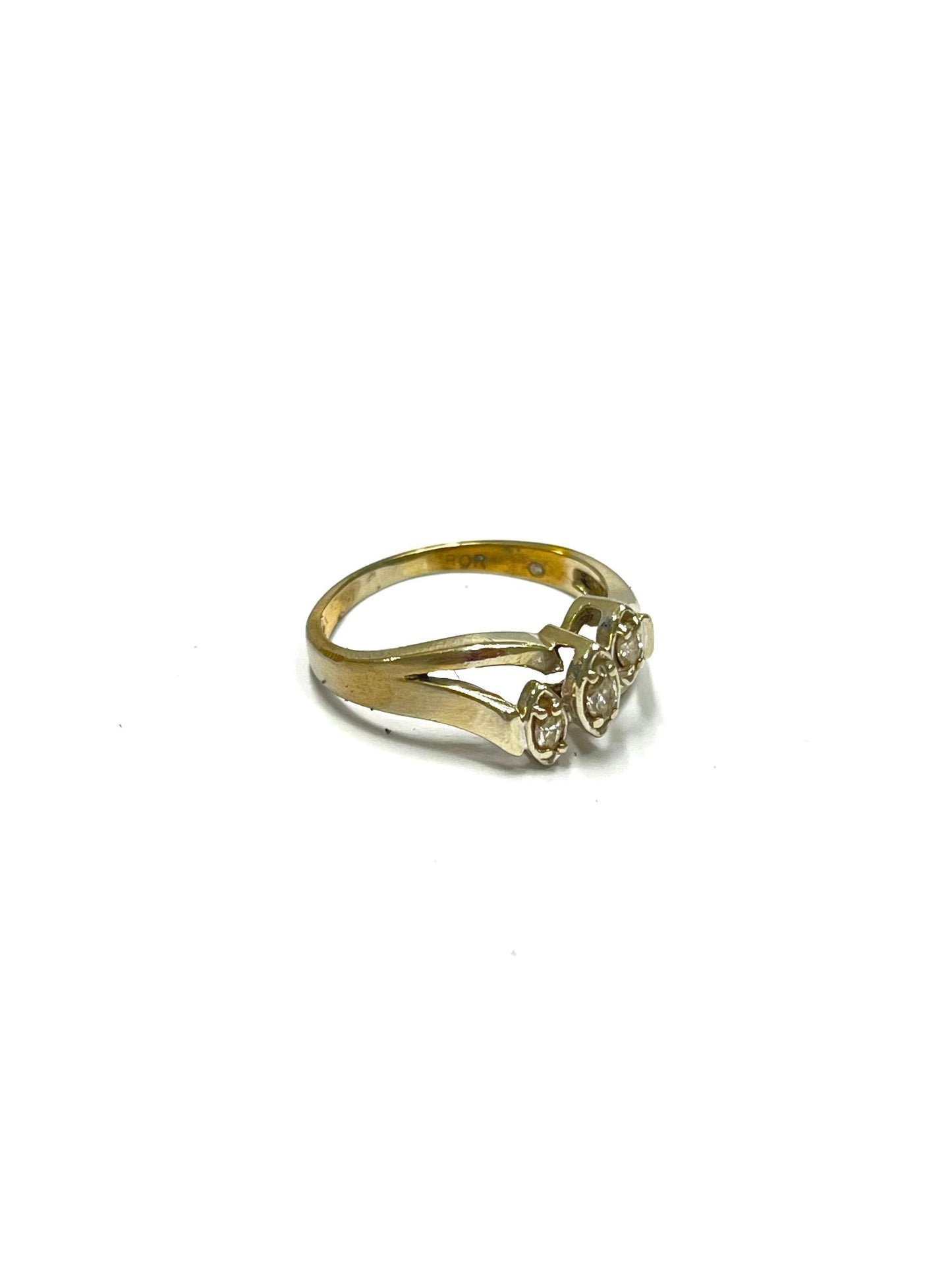 Anillo de Oro Blanco con Piedras — 14k | 2.4gr | #5.5