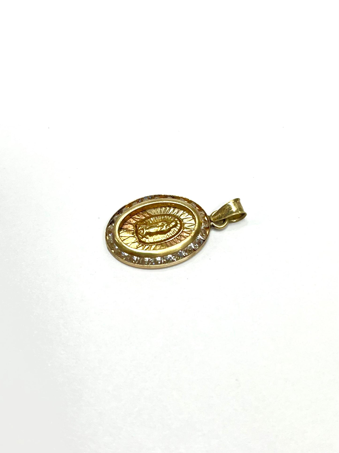 Dije de Oro Religioso Virgen con Piedras Alrededor — 10k | 1gr | 2.3cm