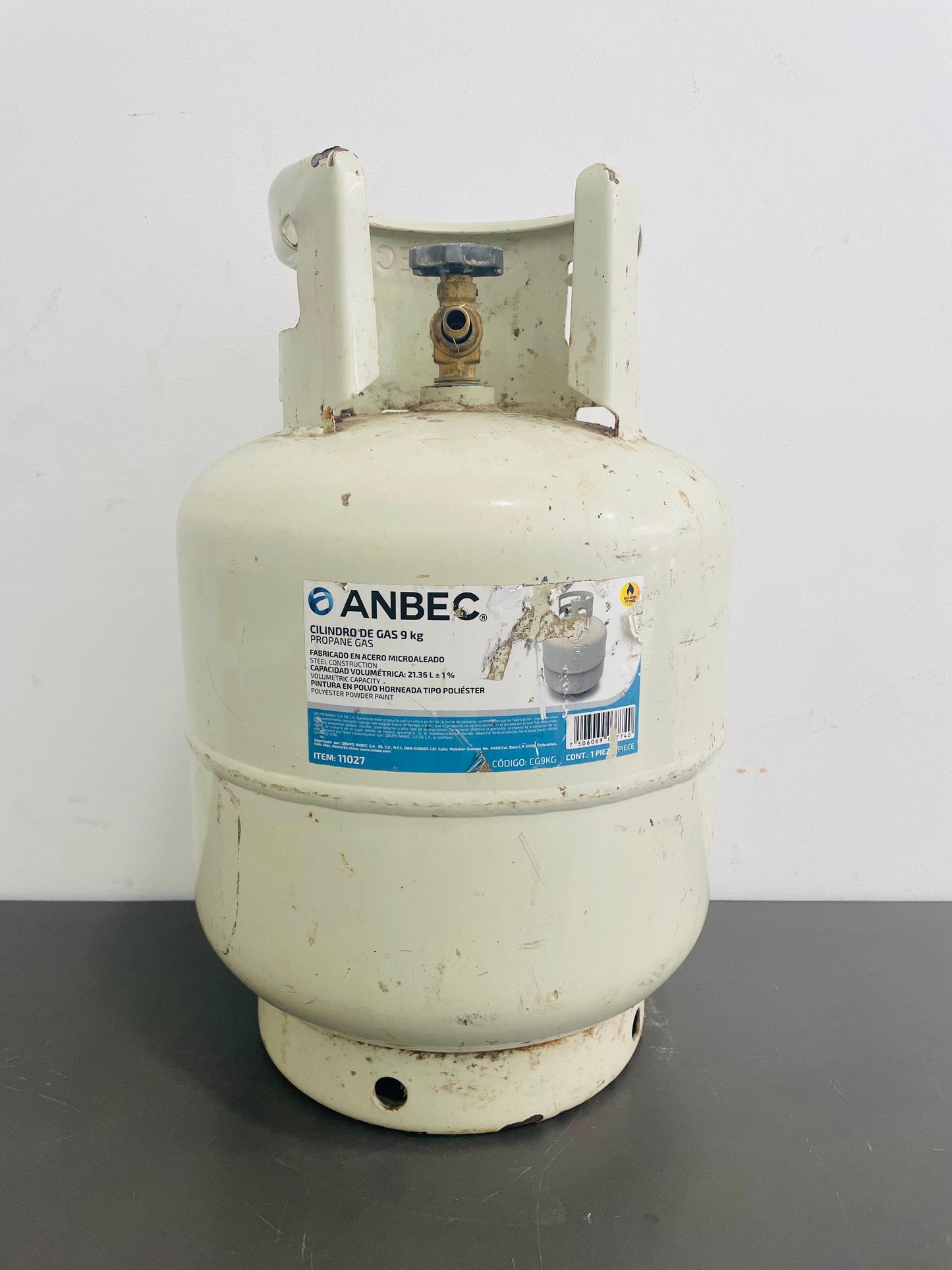 Cilindro de gas Anbec de 9 kg /Usado