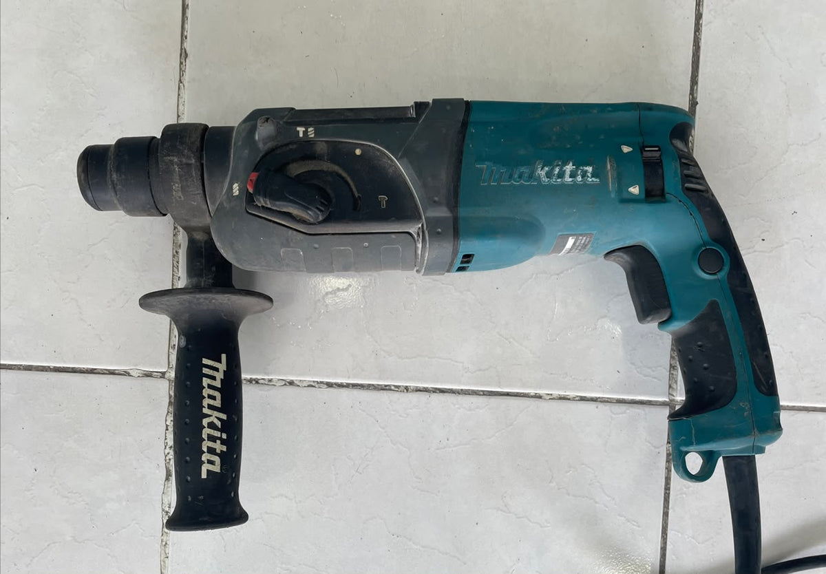 Martillo rotativo Makita con estuche-Usado