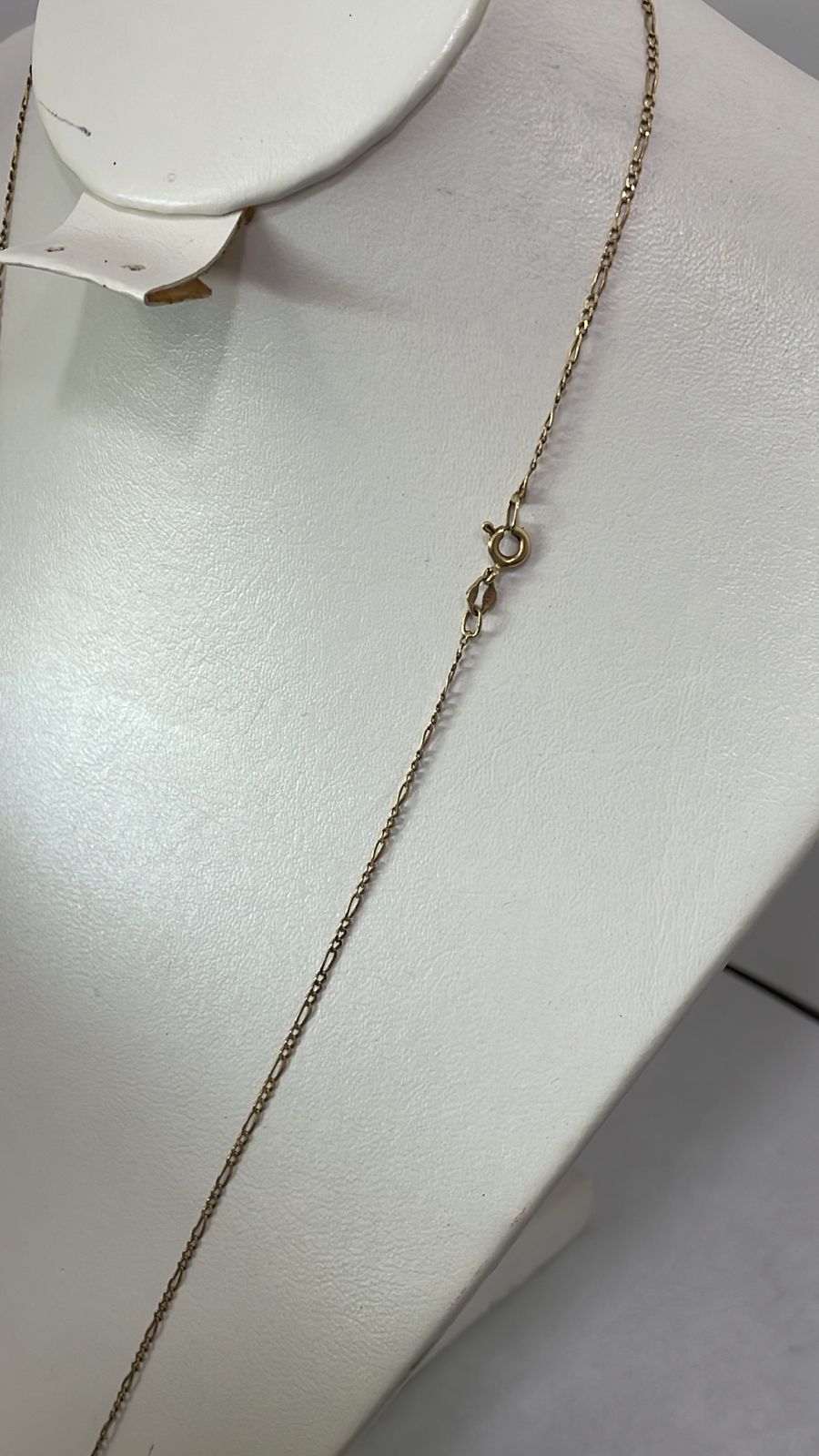 Cadena y dije religioso para Dama de Oro 14K