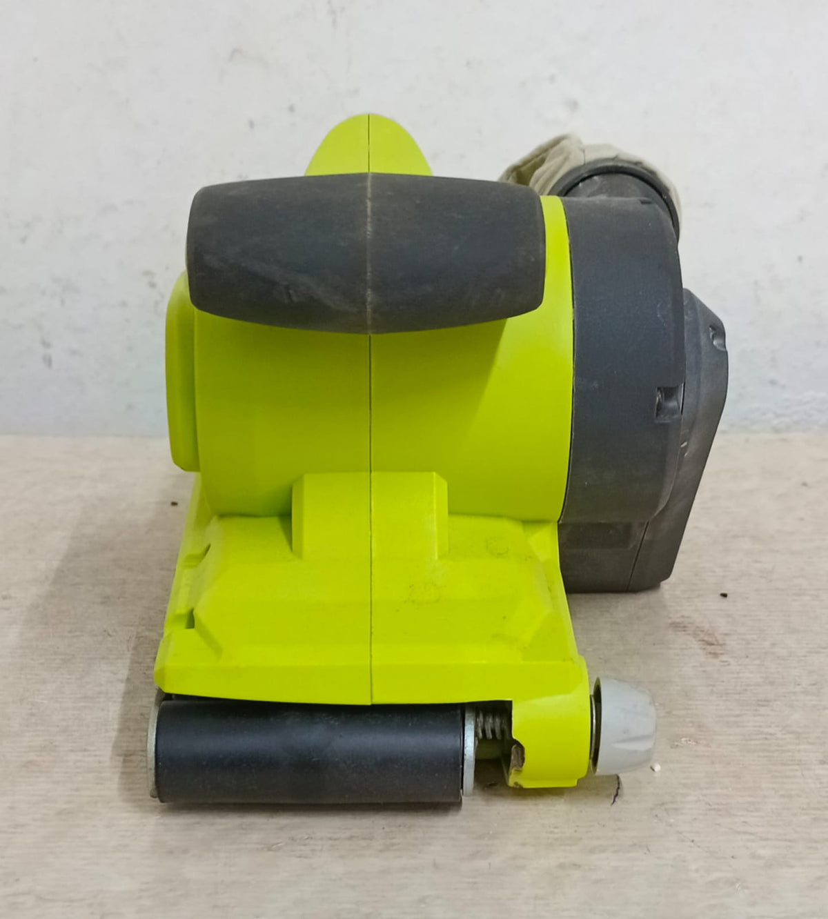 Lijadora de banda RYOBI be319, usado