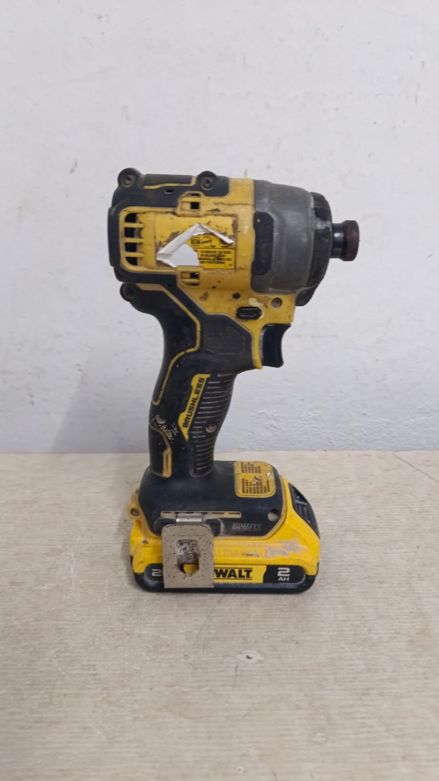Atornillador inalambrico DEWALT dcd761