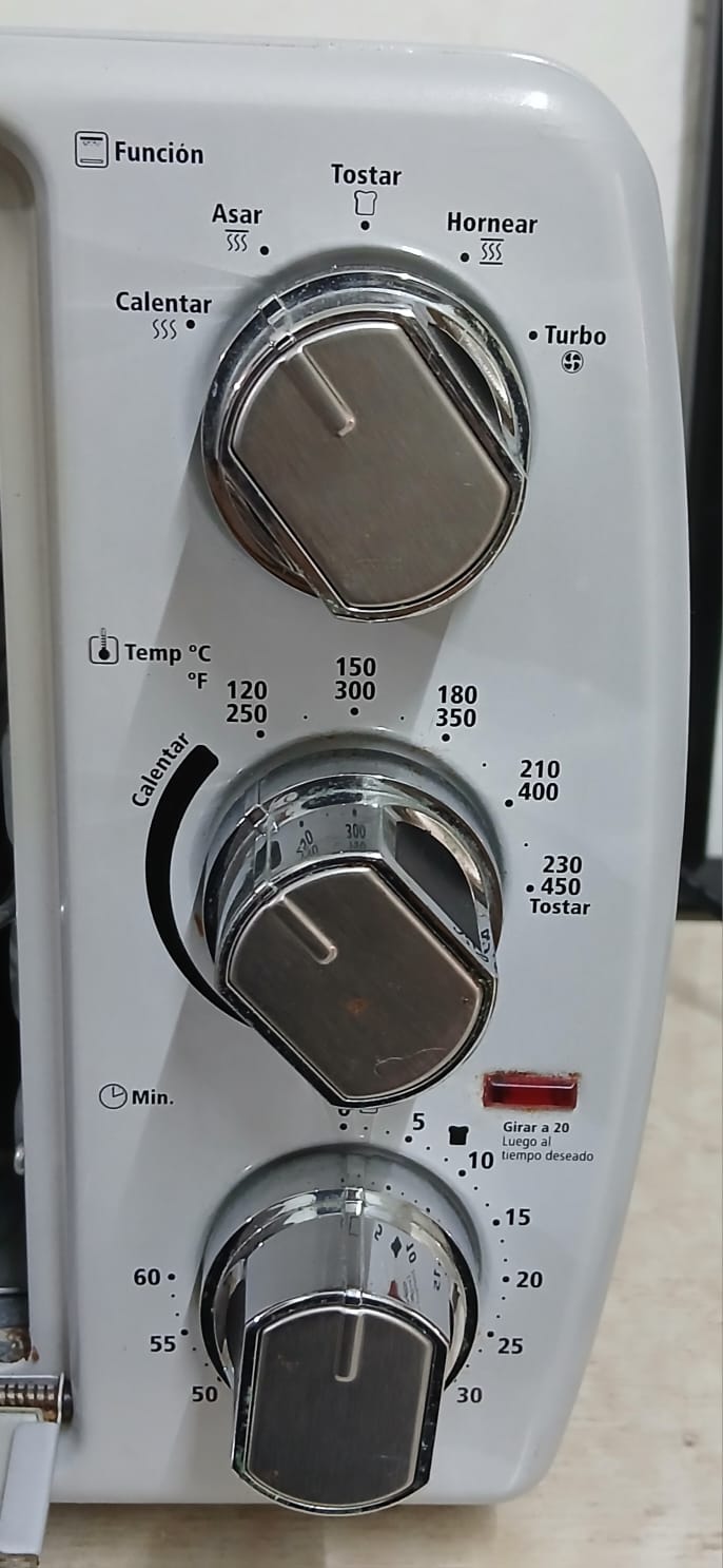 Horno Tostador Oster, usado