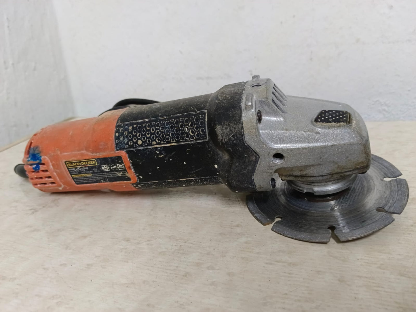 ESMERILADORA ANGULAR ELÉCTRICA BLACK DECKER 😊 USADA 😊