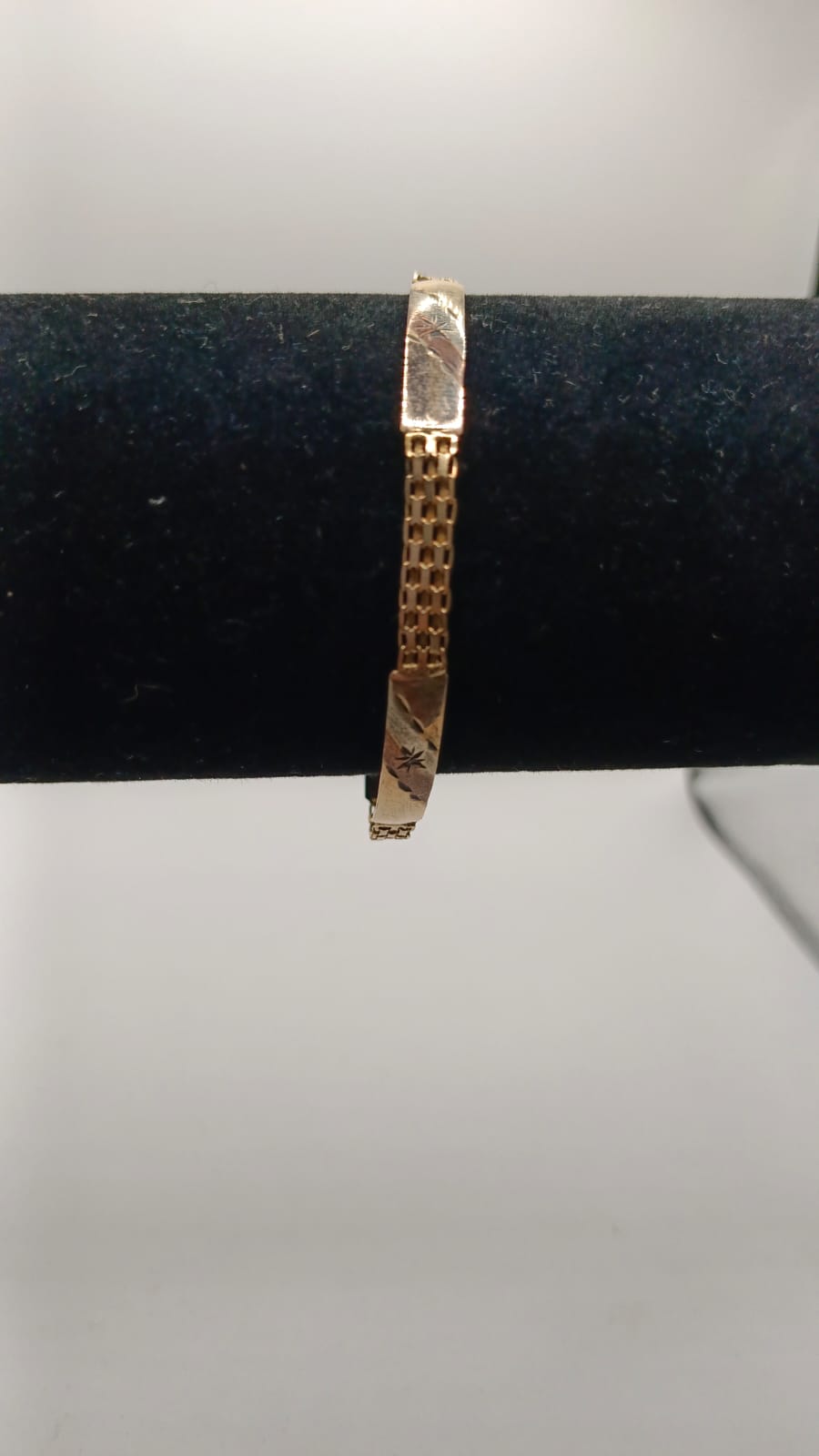 Pulsera de ORO 3 placas 10k peso 3.9gr, usado