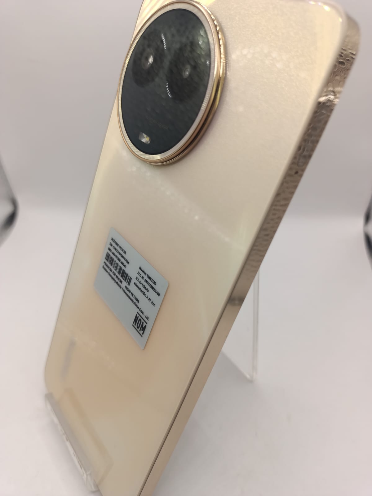 REALME 11 5g 256gb 8ram liberado, usado