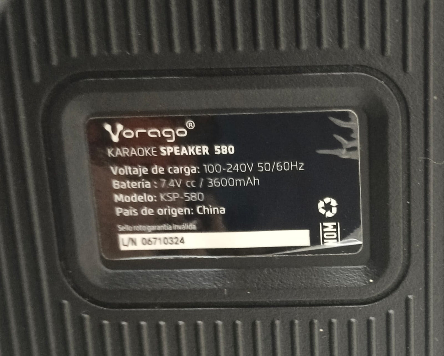 Bocina Recargable VORAGO speaker 580, usado